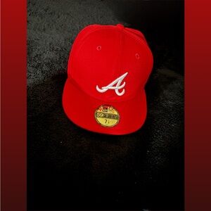 Red 59FIFTY fitted Atlanta braves hat